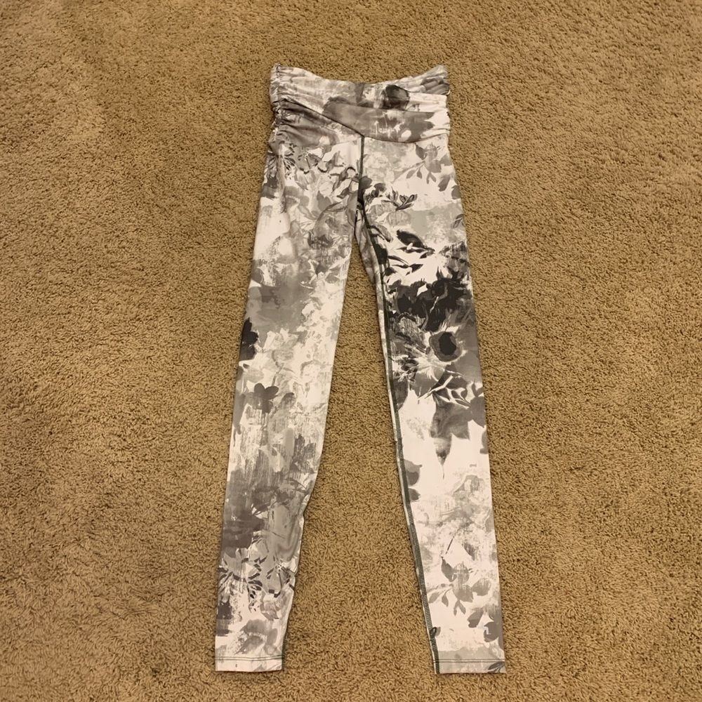 Joy Lab Leggings - Picture 5 of 11